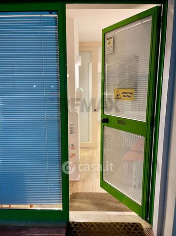 Ufficio in commerciale in Via Taranto