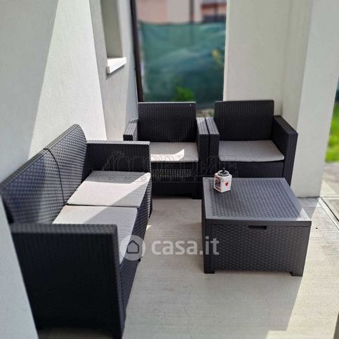 Casa indipendente in residenziale in 