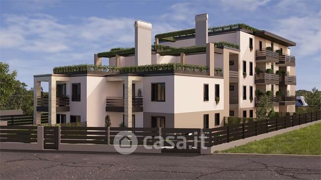 Appartamento in residenziale in Via Erba 36