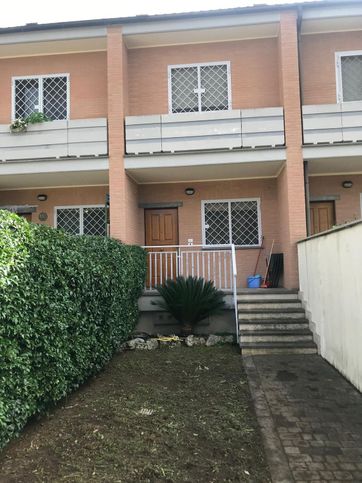 Villetta a schiera in residenziale in Via Margherita Guarducci 23