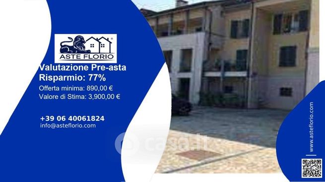 Box/posto auto in residenziale in Via Maria Montessori