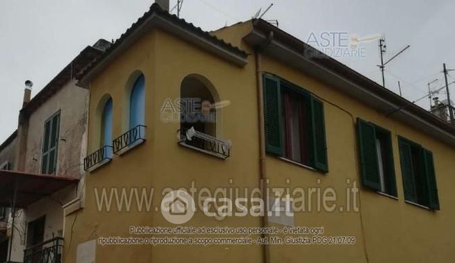 Appartamento in residenziale in Via Laziale 33