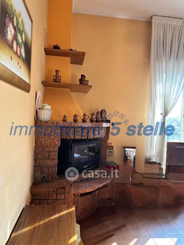 Appartamento in residenziale in Via Molini 20