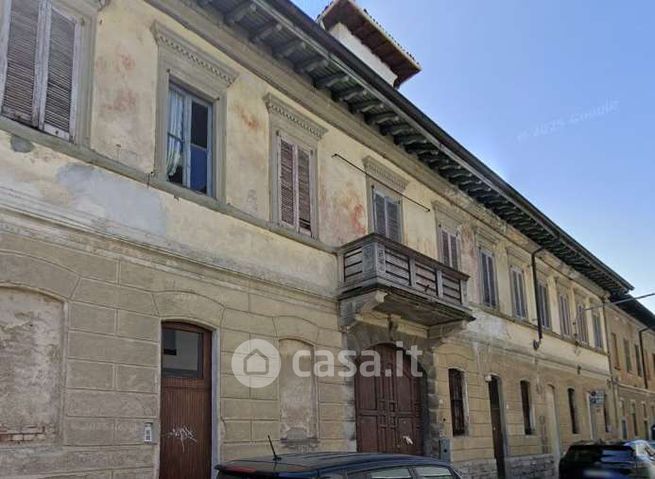Appartamento in residenziale in Via Melegnano