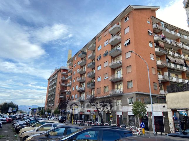 Appartamento in residenziale in Via Tuscolana 1478