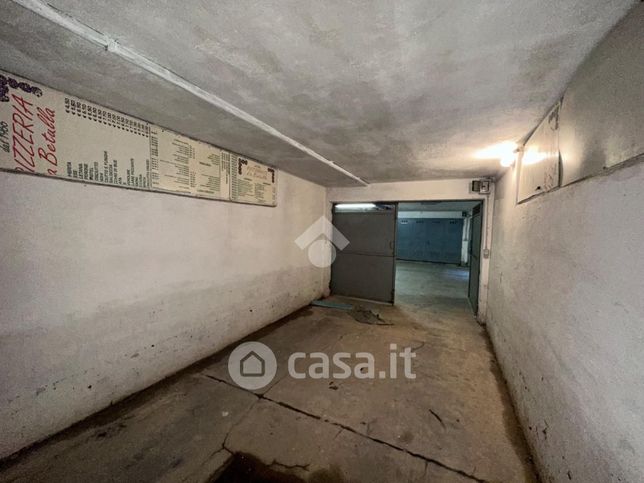 Garage/posto auto in residenziale in Via Goffredo Mameli 1