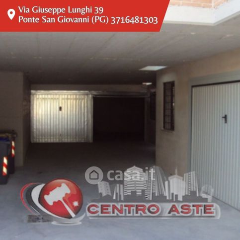 Box/posto auto in residenziale in Via della Torre