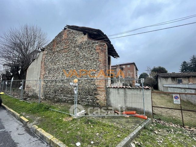 Terreno edificabile in residenziale in Via Monsignor Giuseppe Piani