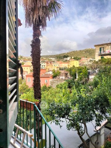 Appartamento in residenziale in Via Anxur