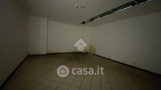 Capannone in commerciale in Via Roma 6