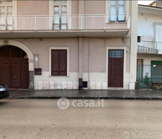 Ufficio in commerciale in Via Roma