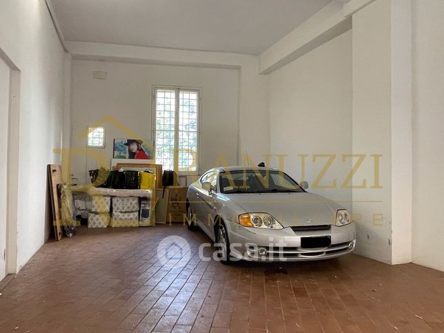 Box/posto auto in residenziale in Vicolo Bianchetti 2