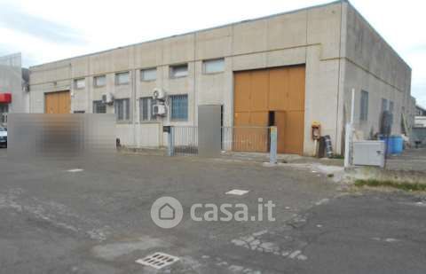 Capannone in commerciale in Via Piave