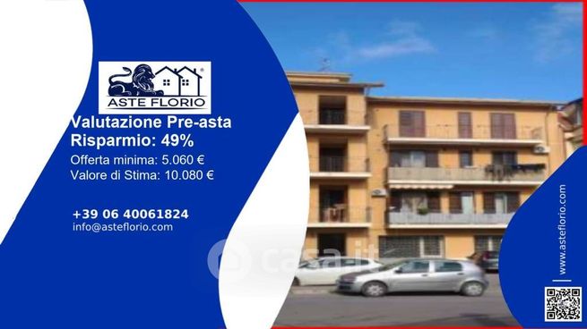 Box/posto auto in residenziale in Via Giovanni Falcone 11