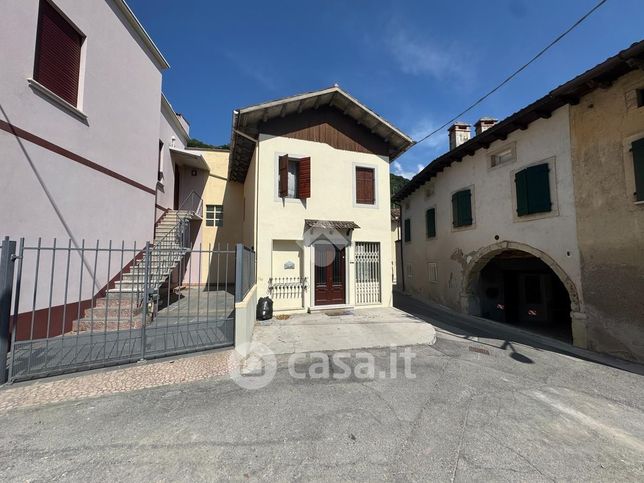Casa indipendente in residenziale in Via Nicolò Tommaseo 80