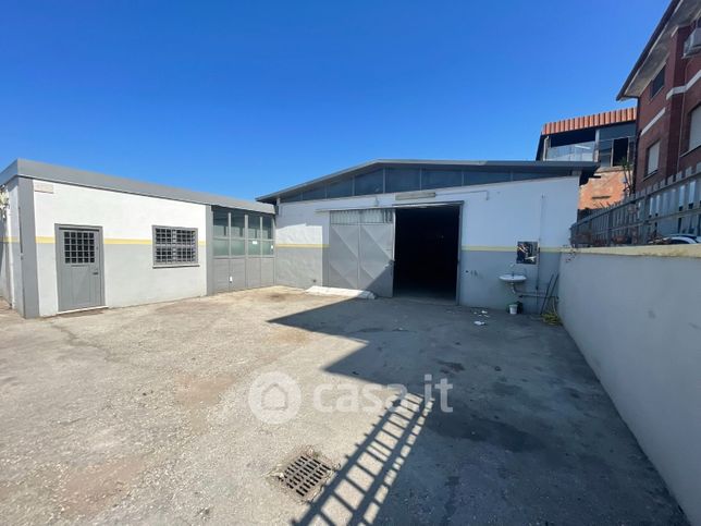 Capannone in commerciale in Circonvallazione Orientale 4528