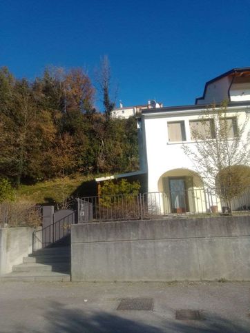 Appartamento in residenziale in Via Formeniga 48