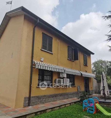 Villa in residenziale in Via G. Oberdan 14