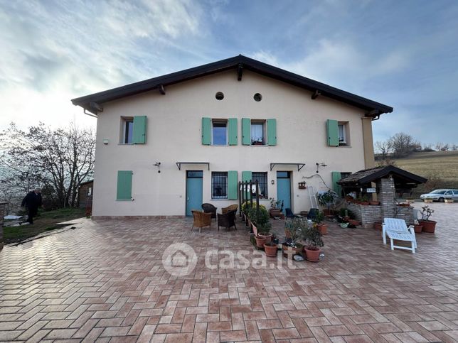 Villetta a schiera in residenziale in Via della Bolsenda 18
