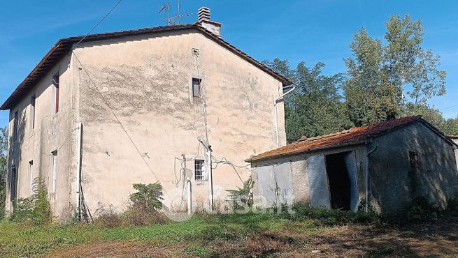 Rustico/casale in residenziale in 