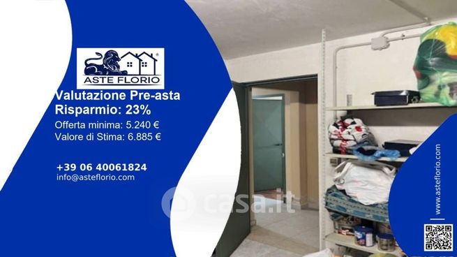 Box/posto auto in residenziale in Via Alessio Trice