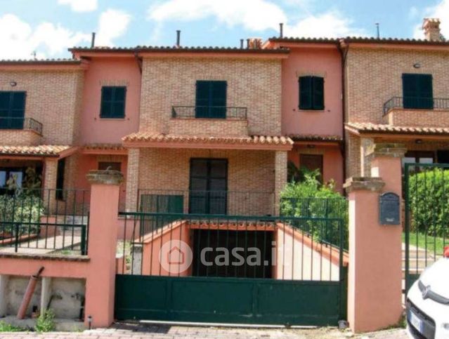 Casa indipendente in residenziale in Contrada Castrucciari 3