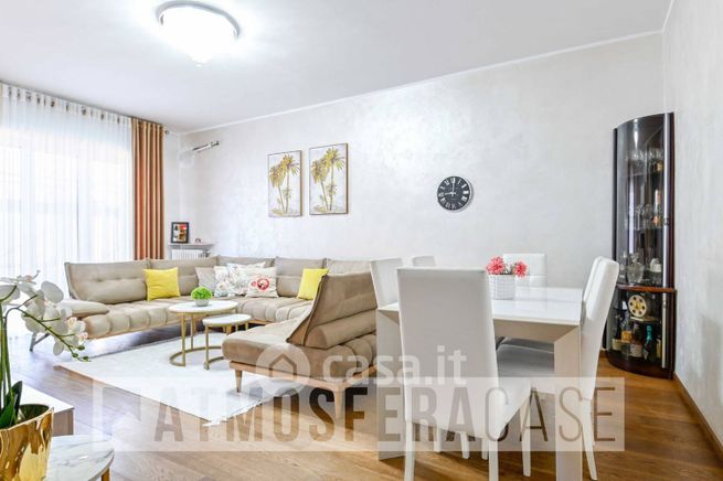 Appartamento in residenziale in Via dei Caniana 8