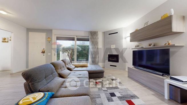 Appartamento in residenziale in Via Martiri della Libertà 11