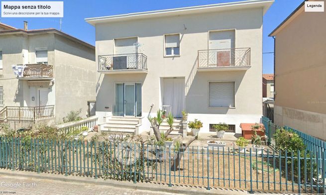 Casa indipendente in residenziale in SS16 8