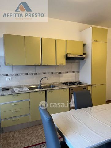 Appartamento in residenziale in Via Giacomo Puccini 1
