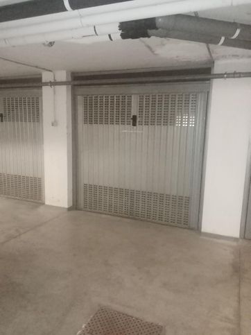Box/posto auto in residenziale in 