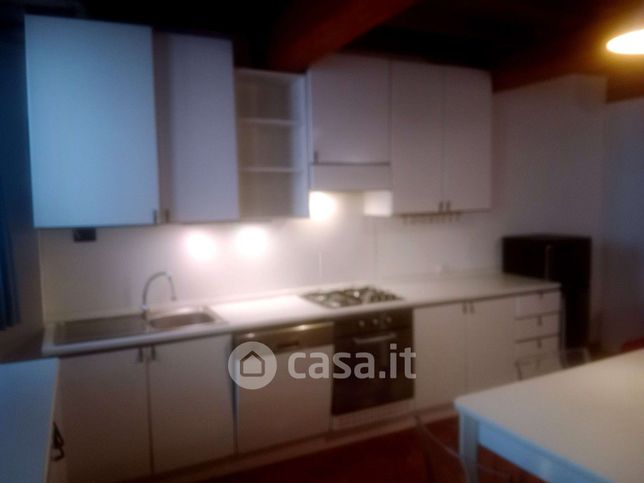 Appartamento in residenziale in Via Cesare Battisti