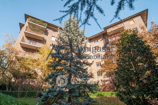 Appartamento in residenziale in Via Divisione Julia