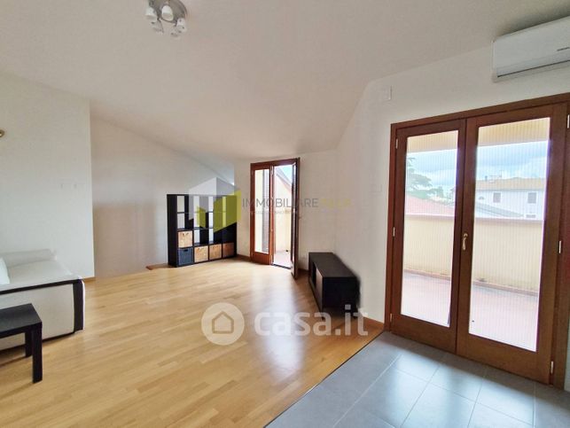 Appartamento in residenziale in Via Provinciale Calcesana