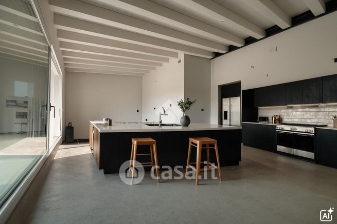 Appartamento in residenziale in Via Portile 88