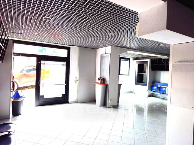 Ufficio in commerciale in Via Giro dei Debitori