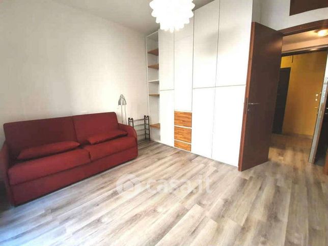 Appartamento in residenziale in Viale Monte Nero 50