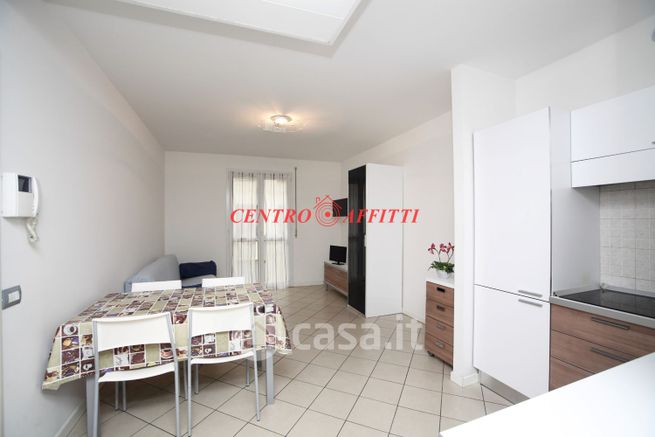 Appartamento in residenziale in Viale Brambilla 70