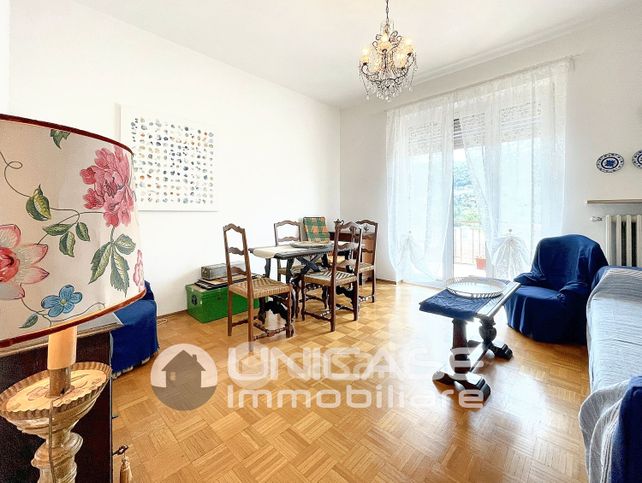 Attico/mansarda in residenziale in Viale E. de Amicis 14
