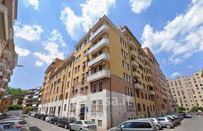 Appartamento in residenziale in Via Gaspare Finali