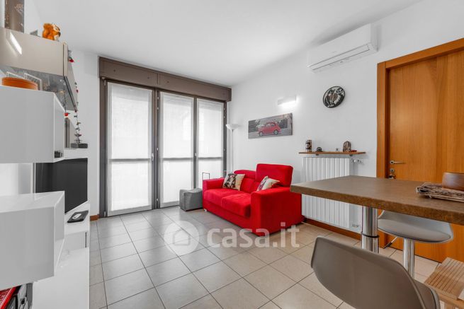 Appartamento in residenziale in Via Cesare Battisti 2