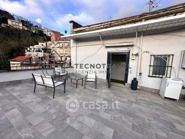 Appartamento in residenziale in Salita Moiariello 81