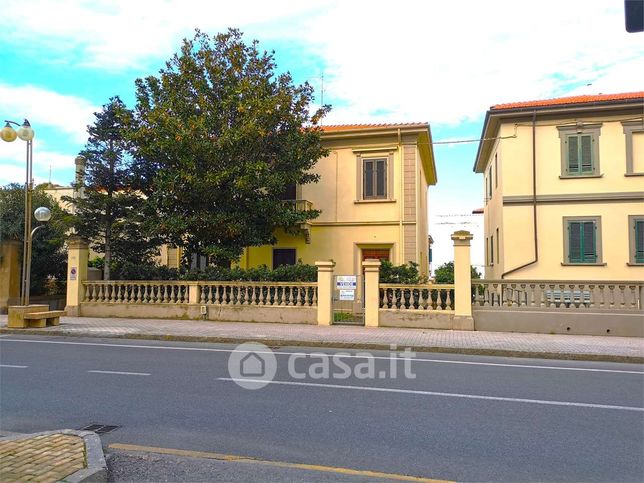 Villa in residenziale in Corso Italia 54