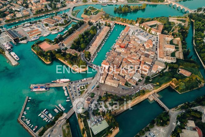 Appartamento in residenziale in Piazza Ferdinando di Savoia
