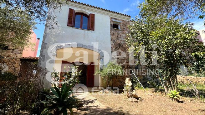 Villetta a schiera in residenziale in Via Firenzuola 8