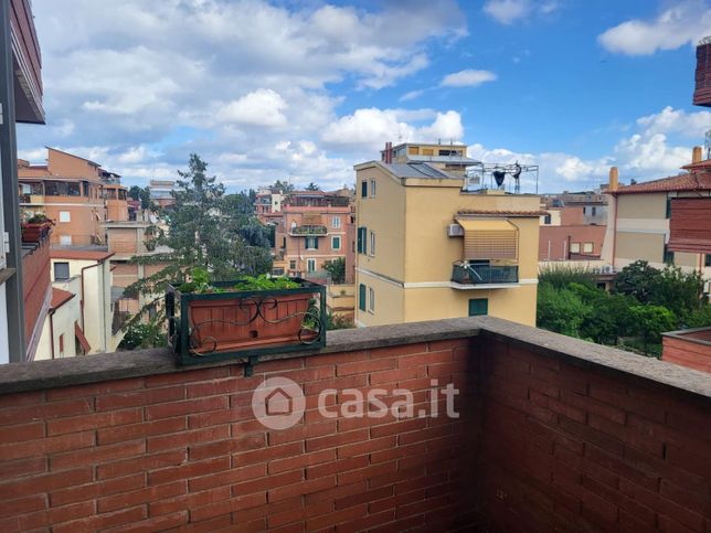 Appartamento in residenziale in Via Lanfranco