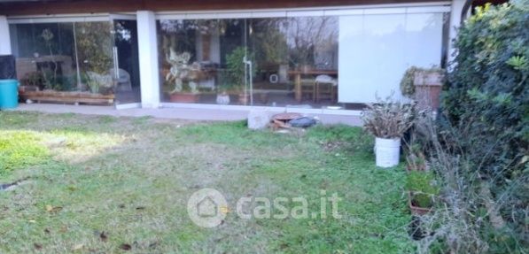 Appartamento in residenziale in Via Fornasetta 48