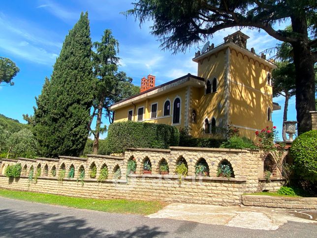 Appartamento in residenziale in Via Palocci 2