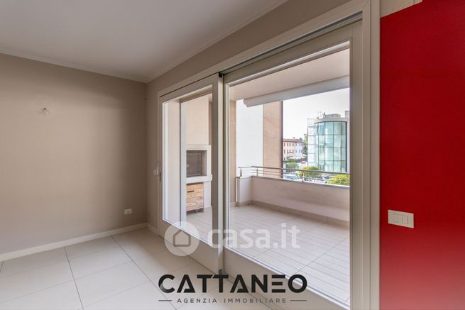 Appartamento in residenziale in Piazza Francesco Filippi