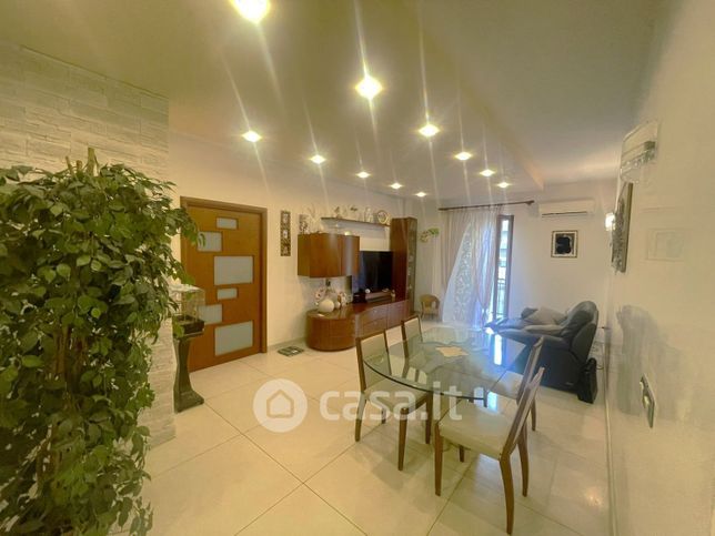Appartamento in residenziale in Via Maggiore Gennaro Sallustio 4